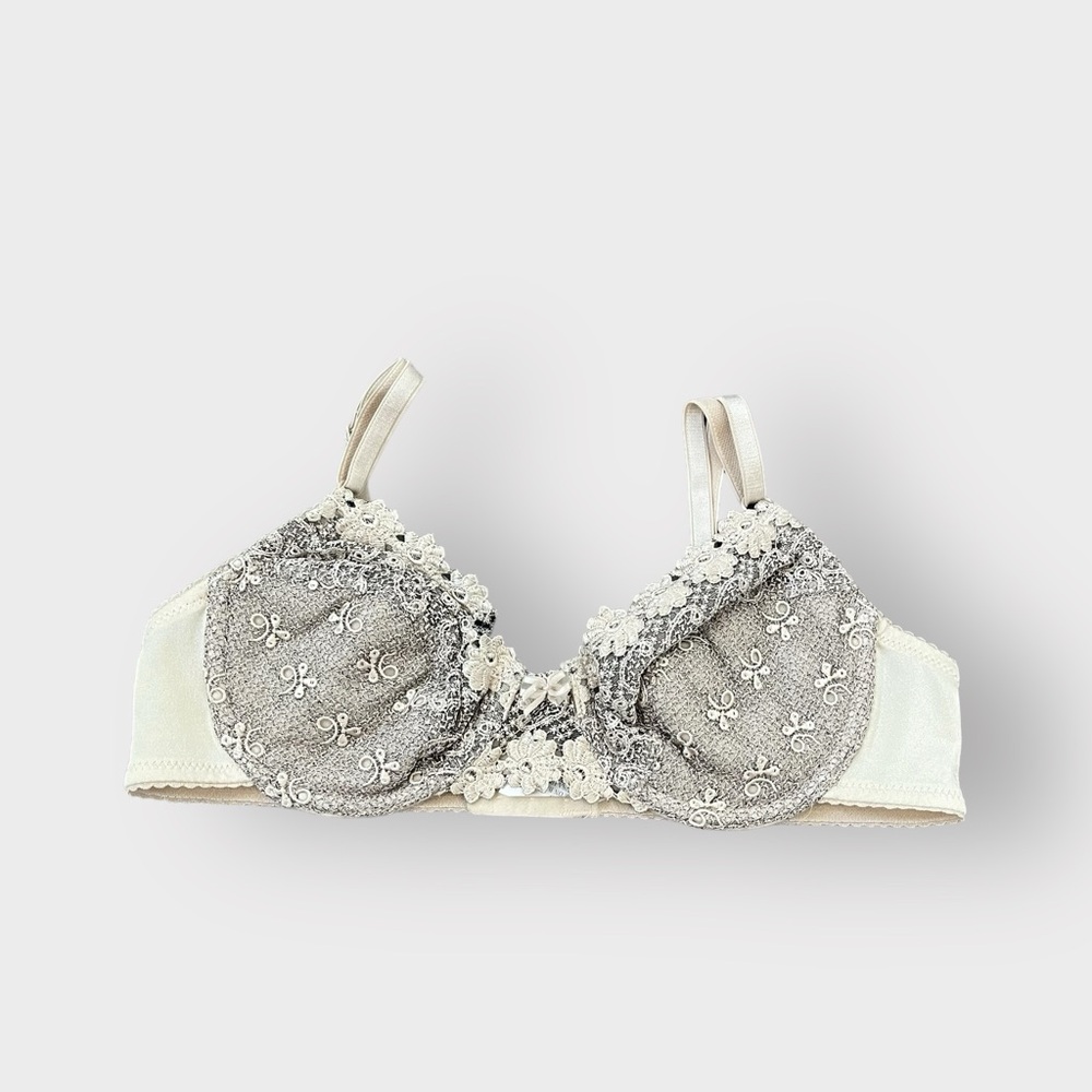 Vintage Korea Gray Cream Floral Crochet Underwire Bra Size XL 85B